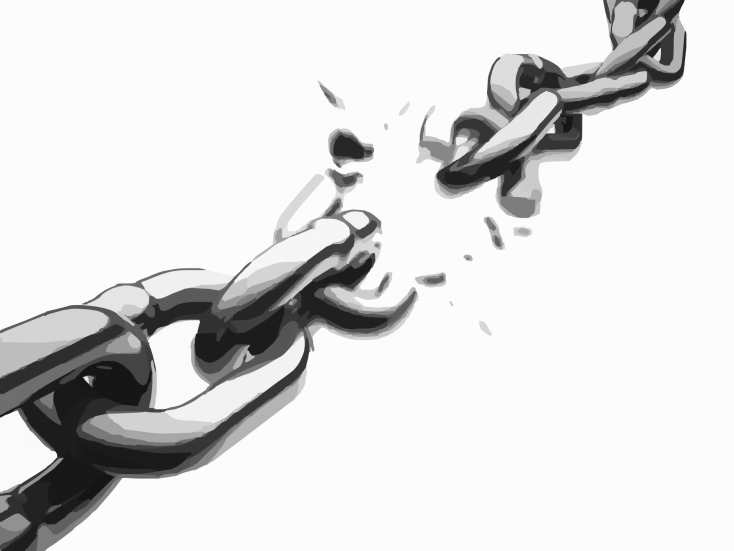 Breaking metal chain link